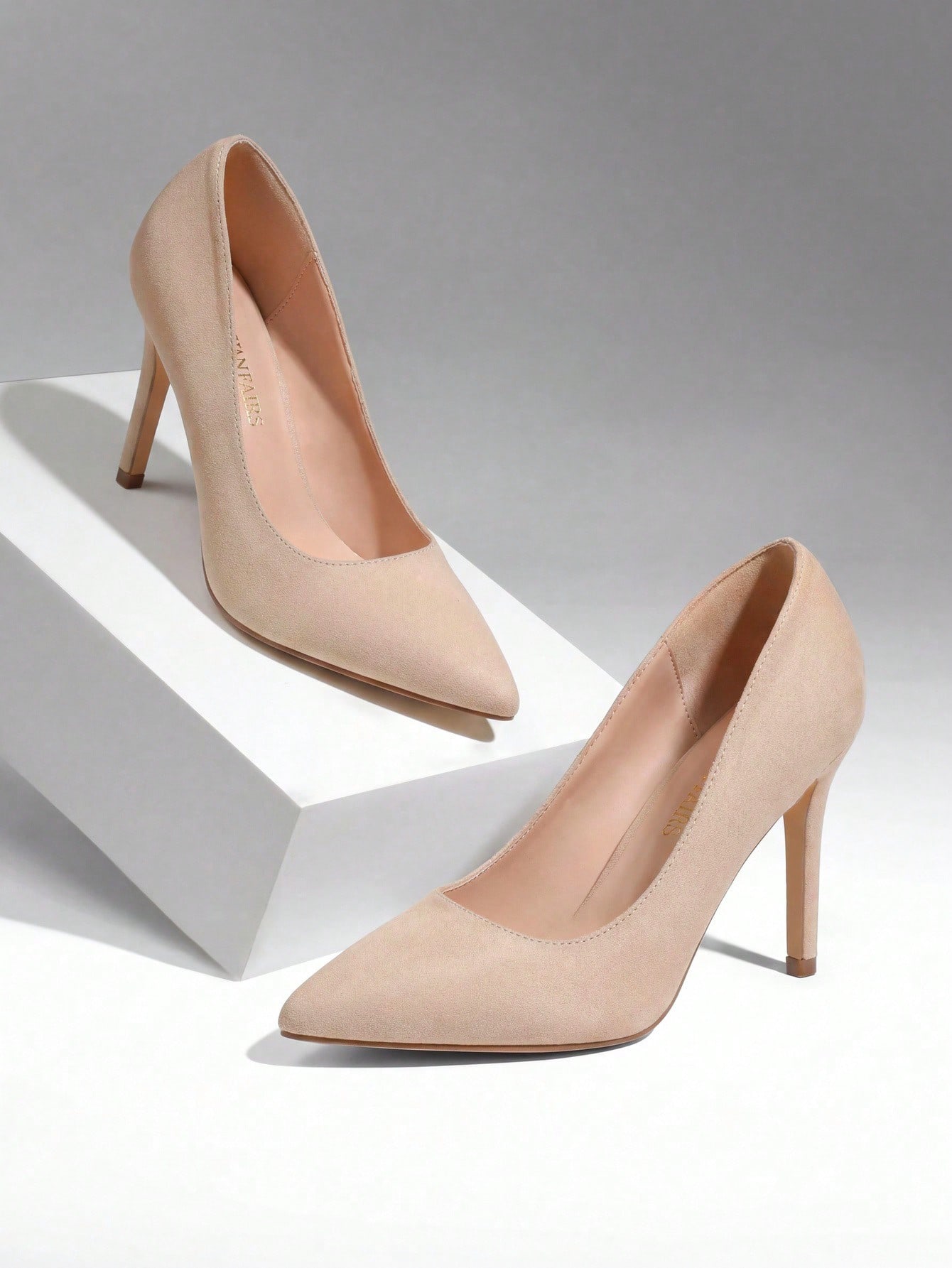 Women's Stiletto High Heel Pum - Court Heel Pointed recension och pris